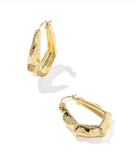 KENDRA SCOTT