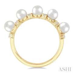 4 MM Round Shape Cultured Pearl and 1/6 Ctw Round Cut Diamond Semi-Precious Fashion Ring in 10K Yellow Gold