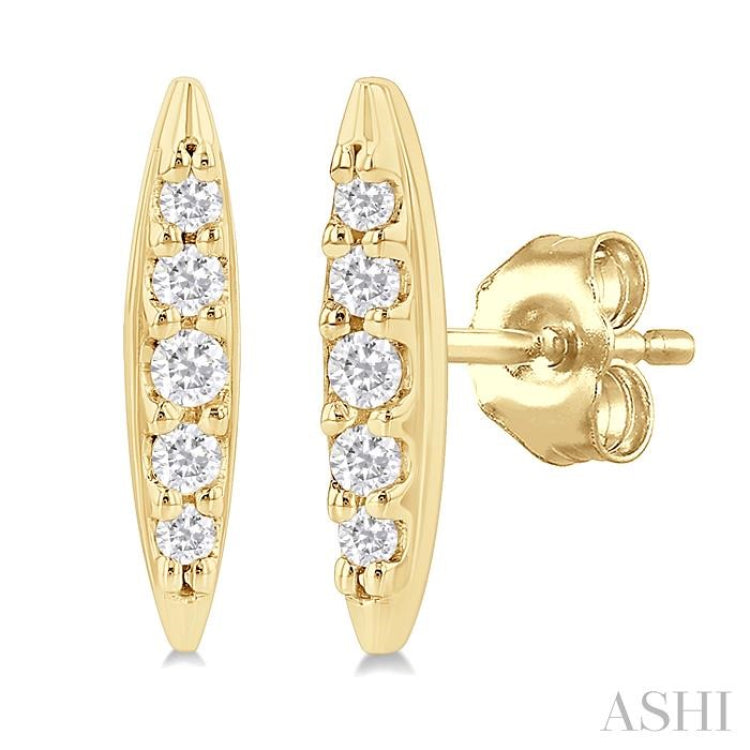 1/10 Ctw Petite Boat Shape Round Cut Diamond Fashion Stud Earring in 10K Yellow Gold