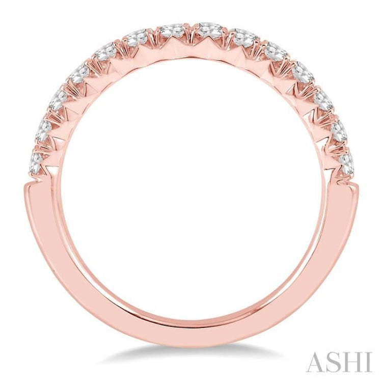 1/2 Ctw Round Cut Diamond Wedding Band in 14K Rose Gold