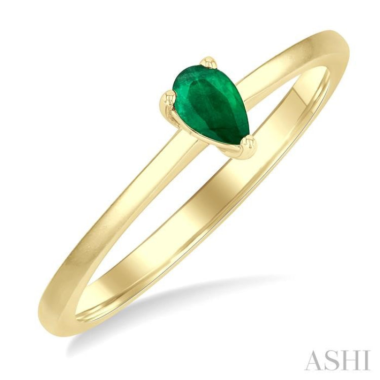 5x3 MM Pear shape Emerald Precious Solitaire Ring in 14K Yellow Gold