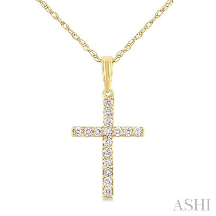 1/10 Ctw Cross Round Cut Diamond Fashion Pendant With Chain in 14K Yellow Gold