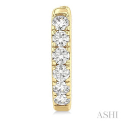 1/2 Ctw Round Cut Diamond Hoop Earrings in 14K Yellow Gold