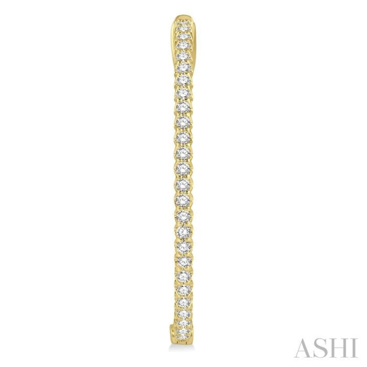 1 Ctw Inside-Out Round Cut Diamond Oval Shape Hoop Earrings in 14K Yellow Gold