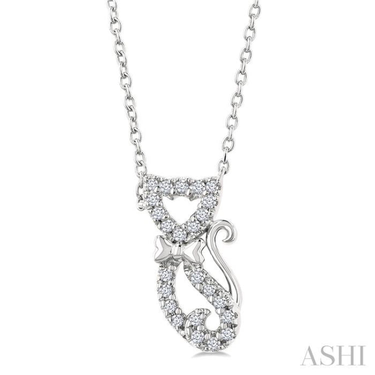 1/10 Ctw Cat Shape Petite Single Cut Diamond Fashion Pendant With Chain in 10K White Gold