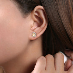 Gold Earring