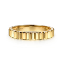 GOLD RING